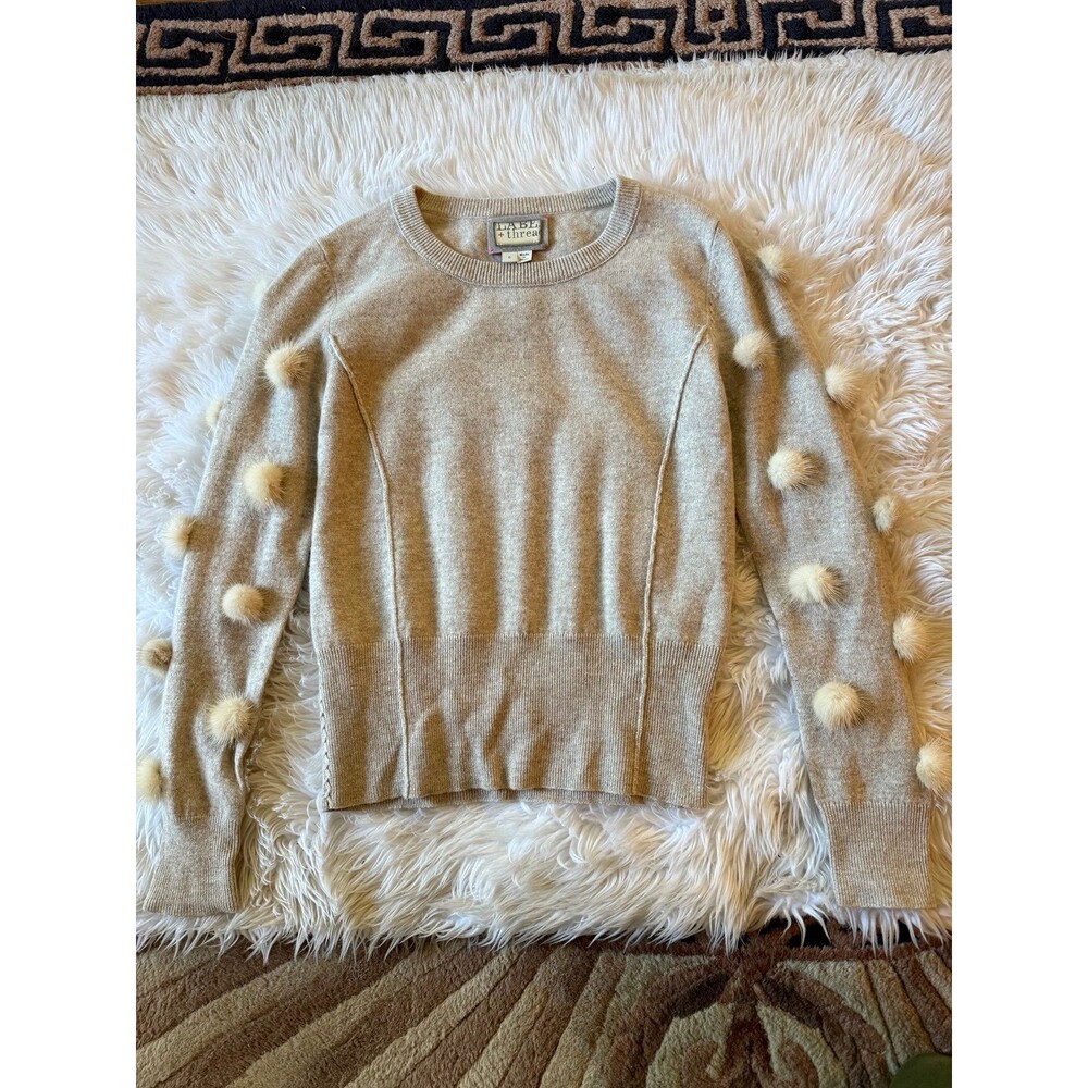 Label + Thread Sweater - Picture 5 of 10